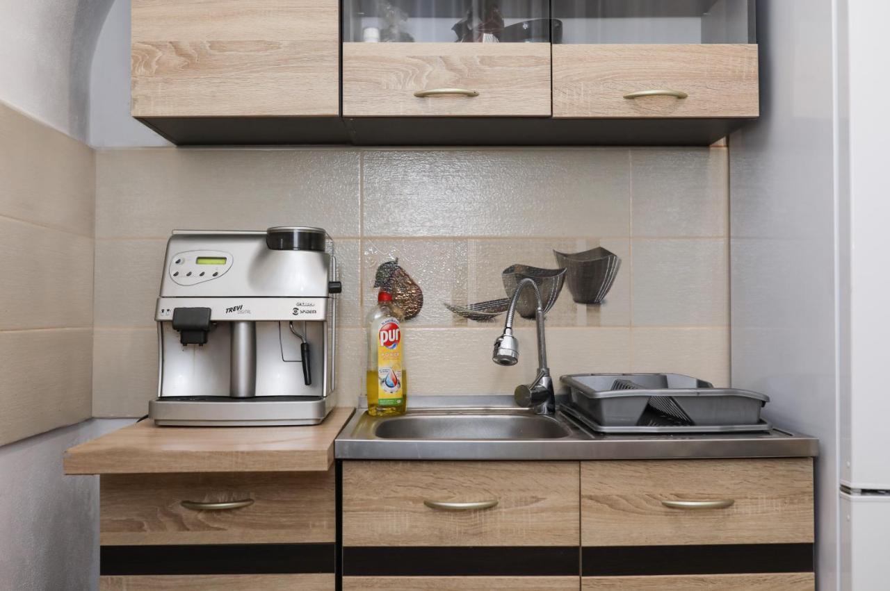Appartamento Casa Larisa Arad Esterno foto